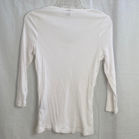 White V-neck Top Size:  Large - Picture 5 of 8
